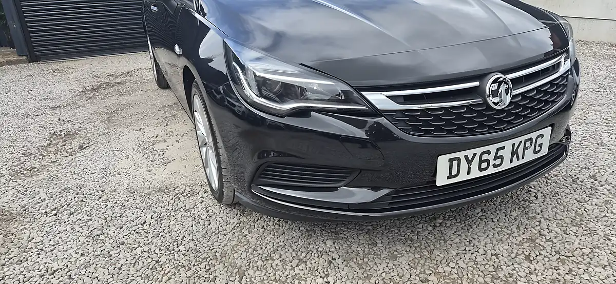 Used 2016 Vauxhall Astra Design Black - Interior and Exterior details 9