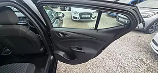 Used 2016 Vauxhall Astra Design Black - Interior and Exterior details 15