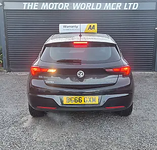 Used 2016 Vauxhall Astra Design Black - Interior and Exterior details 7