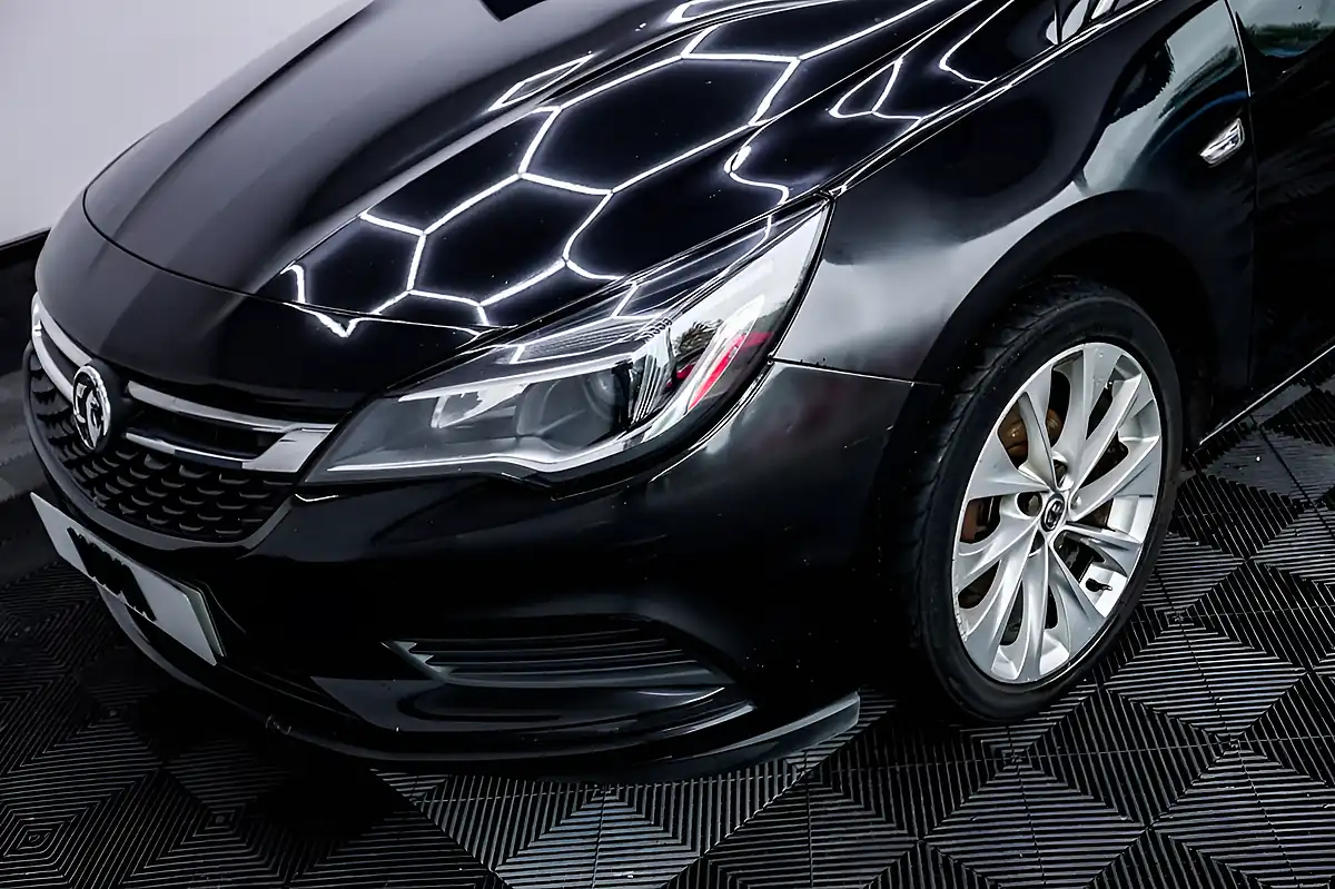 Used 2016 Vauxhall Astra Design Black - Interior and Exterior details 11