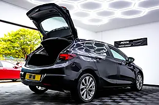 Used 2016 Vauxhall Astra Design Black - Interior and Exterior details 20