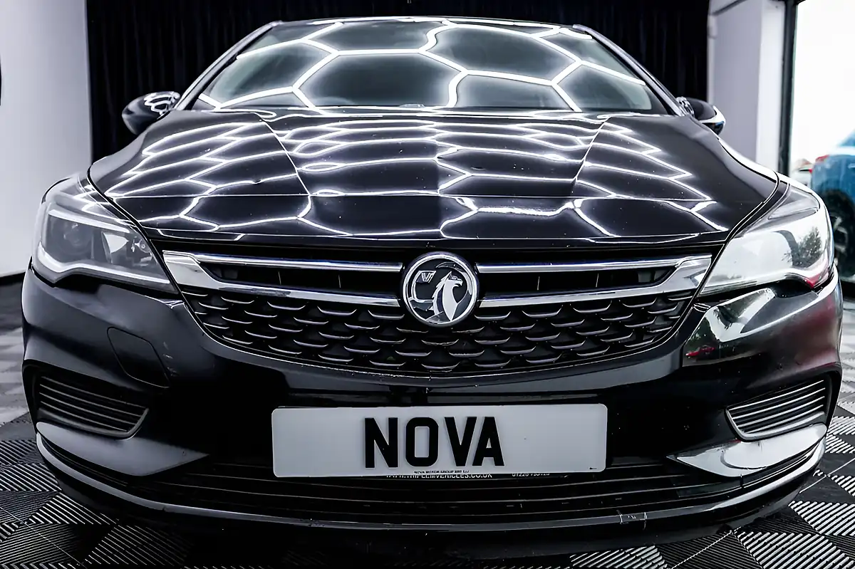 Used 2016 Vauxhall Astra Design Black - Interior and Exterior details 6