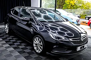 Used 2016 Vauxhall Astra Design Black - Interior and Exterior details 7