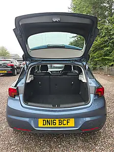 Used 2016 Vauxhall Astra Design Blue - Interior and Exterior details 10