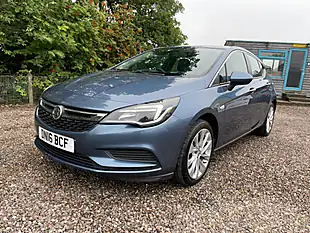 Used 2016 Vauxhall Astra Design Blue - Interior and Exterior details 2