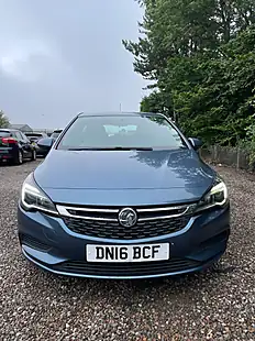 Used 2016 Vauxhall Astra Design Blue - Interior and Exterior details 9