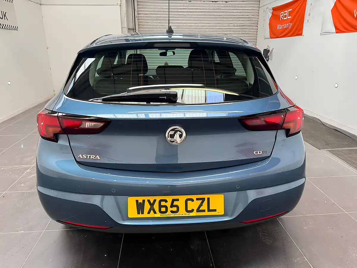Used 2016 Vauxhall Astra Design Blue - Interior and Exterior details 6