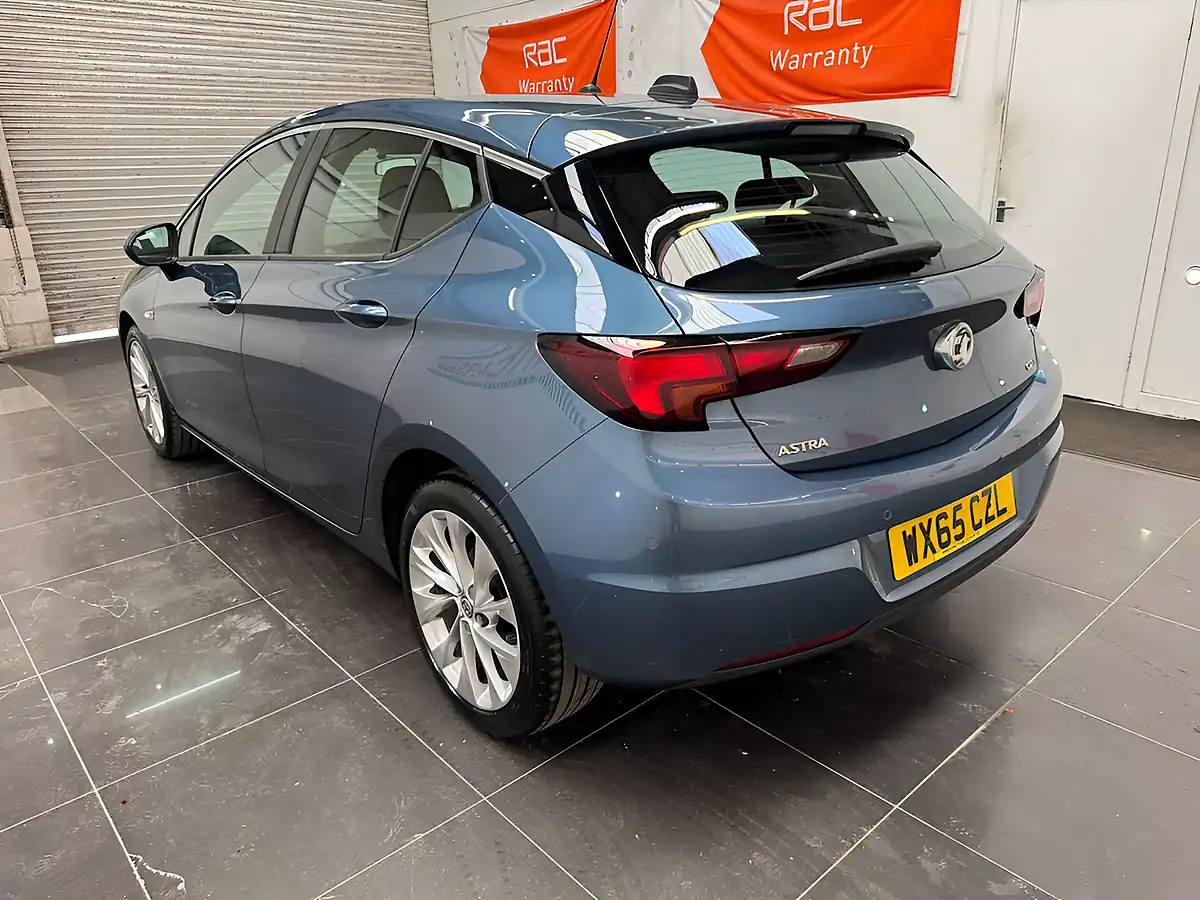 Used 2016 Vauxhall Astra Design Blue - Interior and Exterior details 7