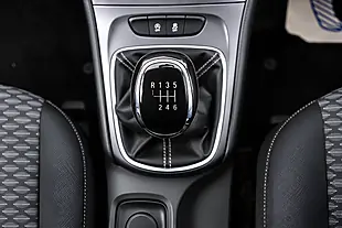 Used 2016 Vauxhall Astra Design Blue - Interior and Exterior details 13