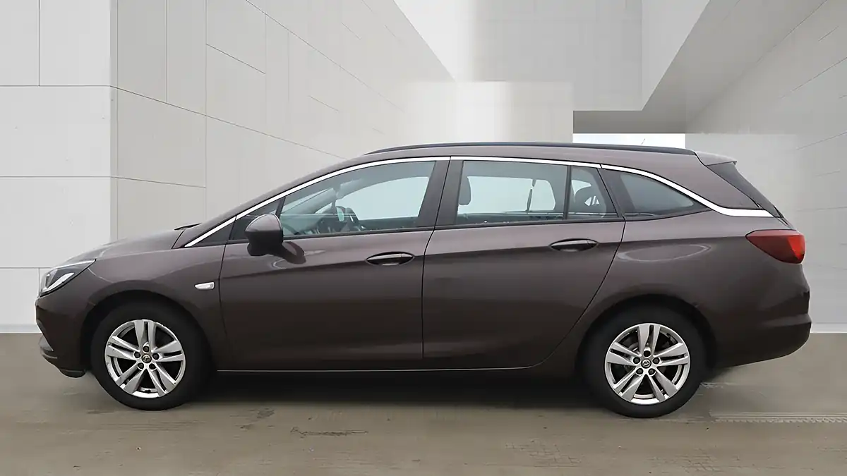 Used 2016 Vauxhall Astra Design Brown - Interior and Exterior details 6