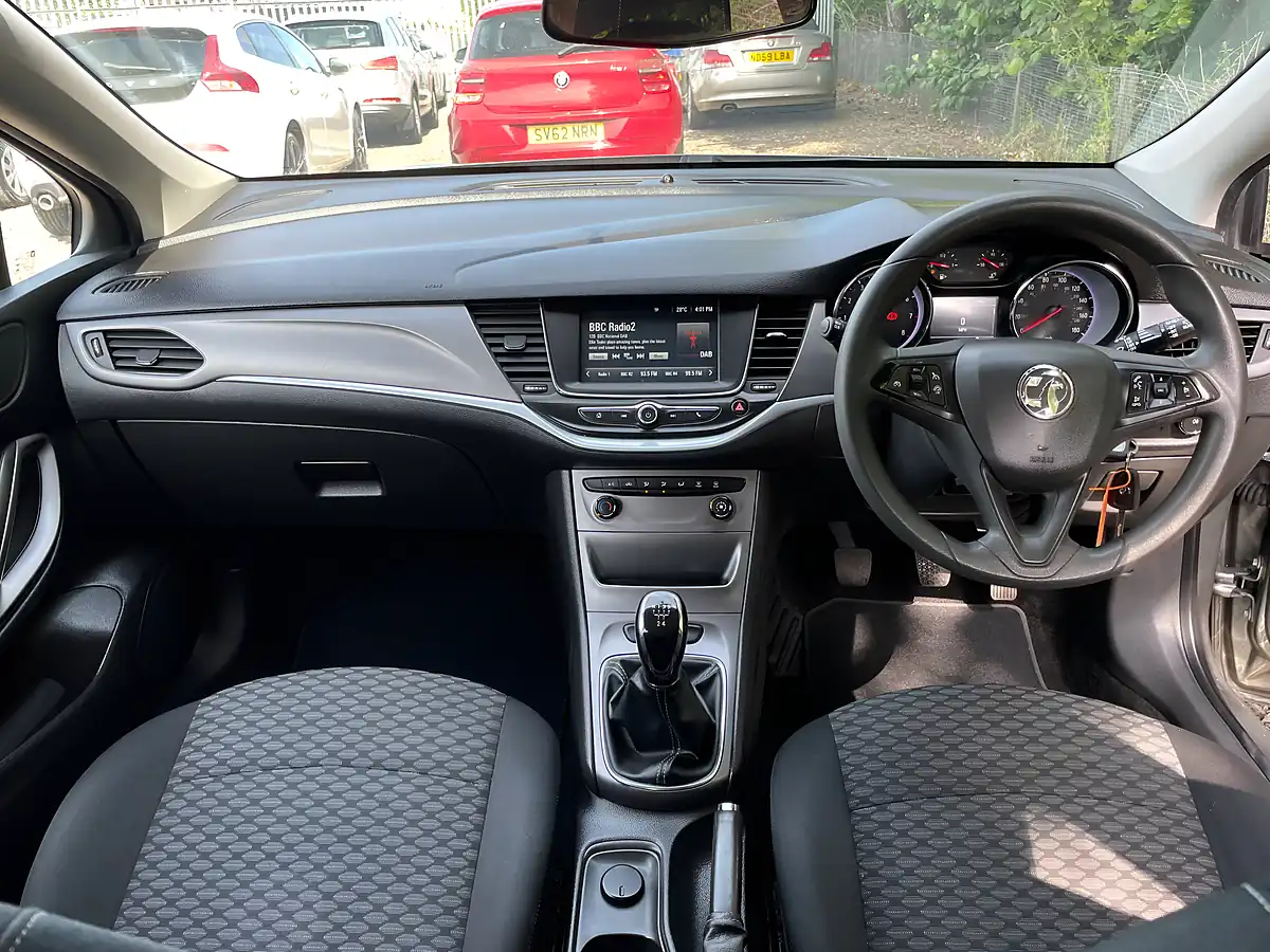 Used 2016 Vauxhall Astra Design Grey - Interior and Exterior details 12