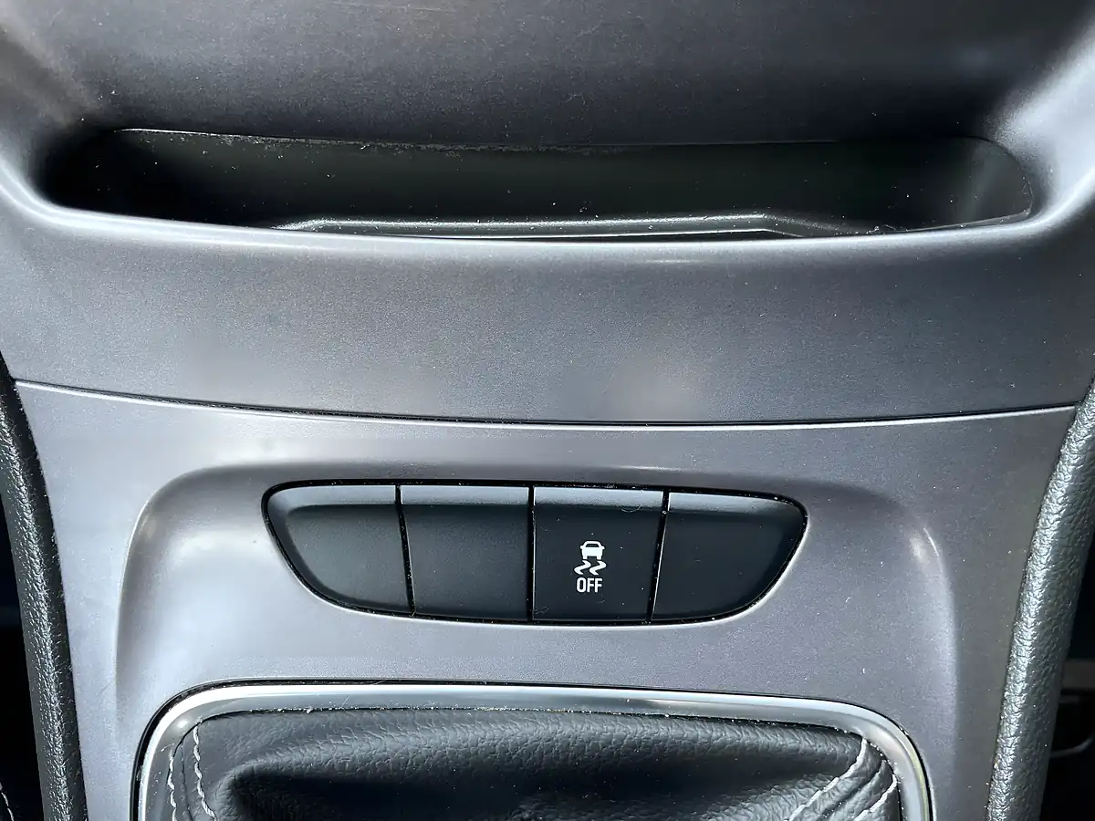 Used 2016 Vauxhall Astra Design Grey - Interior and Exterior details 15