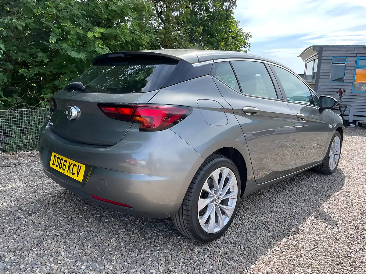 Used 2016 Vauxhall Astra Design Grey - Interior and Exterior details 3