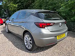 Used 2016 Vauxhall Astra Design Grey - Interior and Exterior details 4