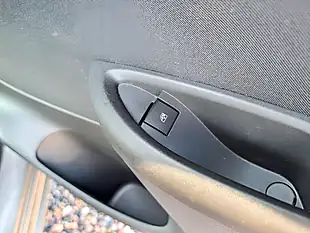 Used 2016 Vauxhall Astra Design Grey - Interior and Exterior details 15