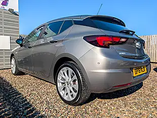 Used 2016 Vauxhall Astra Design Grey - Interior and Exterior details 8