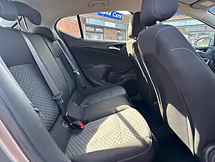 Used 2016 Vauxhall Astra Design Grey - Interior and Exterior details 13