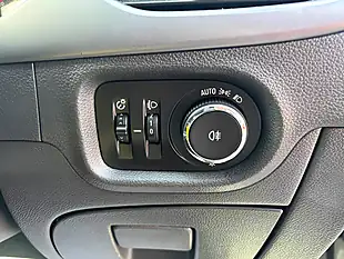Used 2016 Vauxhall Astra Design Grey - Interior and Exterior details 17