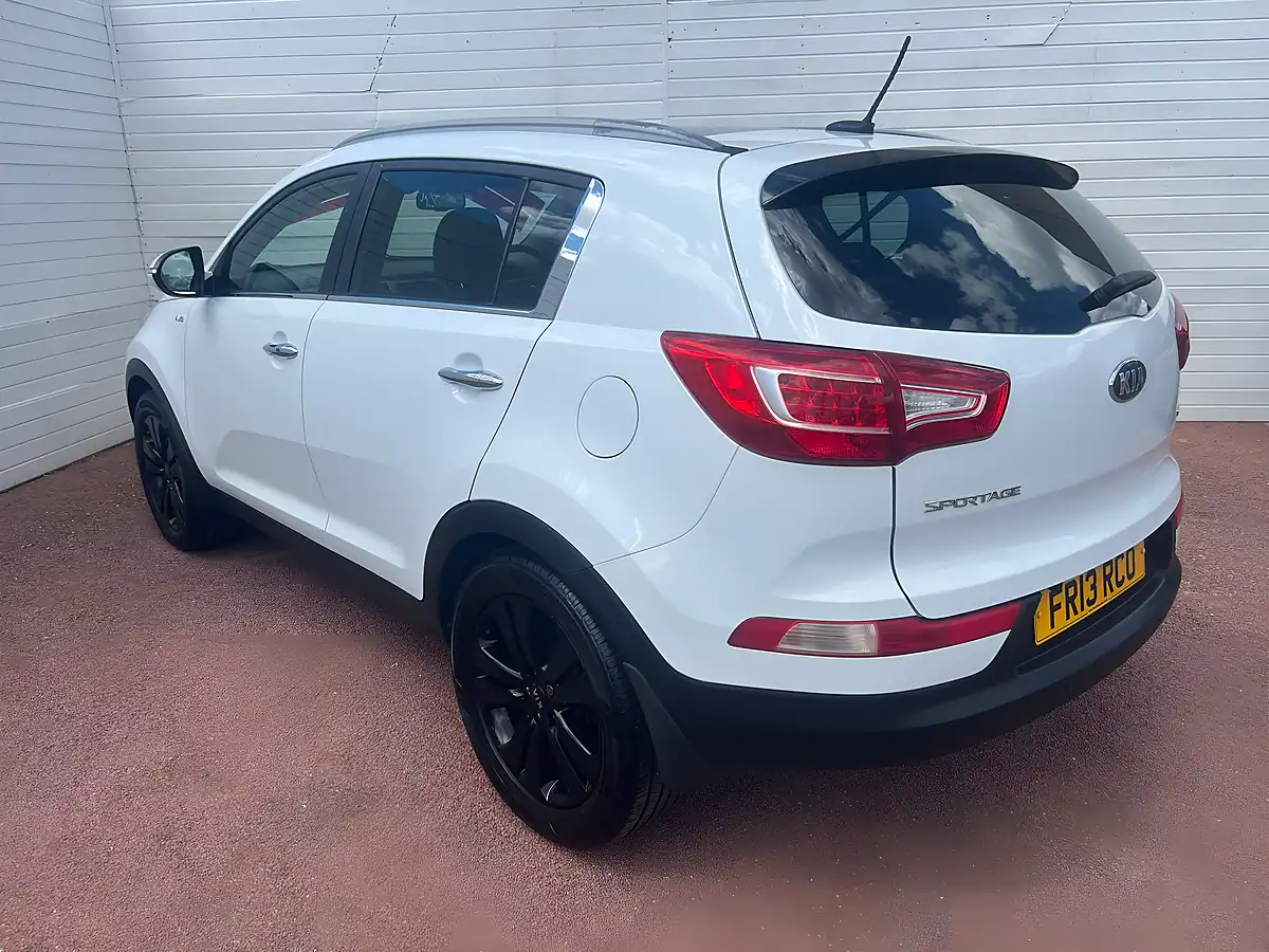 Used 2016 Vauxhall Astra Design - Interior and Exterior details 9
