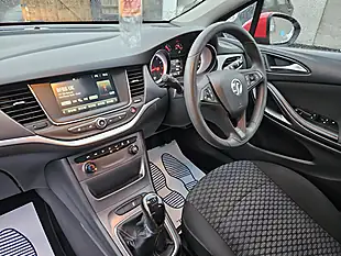 Used 2016 Vauxhall Astra Design Red - Interior and Exterior details 13