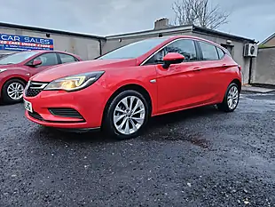 Used 2016 Vauxhall Astra Design Red - Interior and Exterior details 2