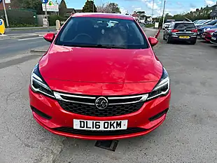 Used 2016 Vauxhall Astra Design Red - Interior and Exterior details 13