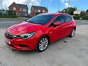 Used 2016 Vauxhall Astra Design Red - Interior and Exterior details 19