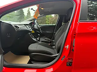 Used 2016 Vauxhall Astra Design Red - Interior and Exterior details 9