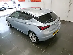 Used 2016 Vauxhall Astra Design Silver - Interior and Exterior details 19