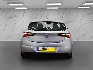 Used 2016 Vauxhall Astra Design Silver - Interior and Exterior details 6