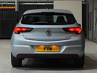 Used 2016 Vauxhall Astra Design Silver - Interior and Exterior details 3