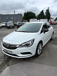 Used 2016 Vauxhall Astra Design White - Interior and Exterior details 2