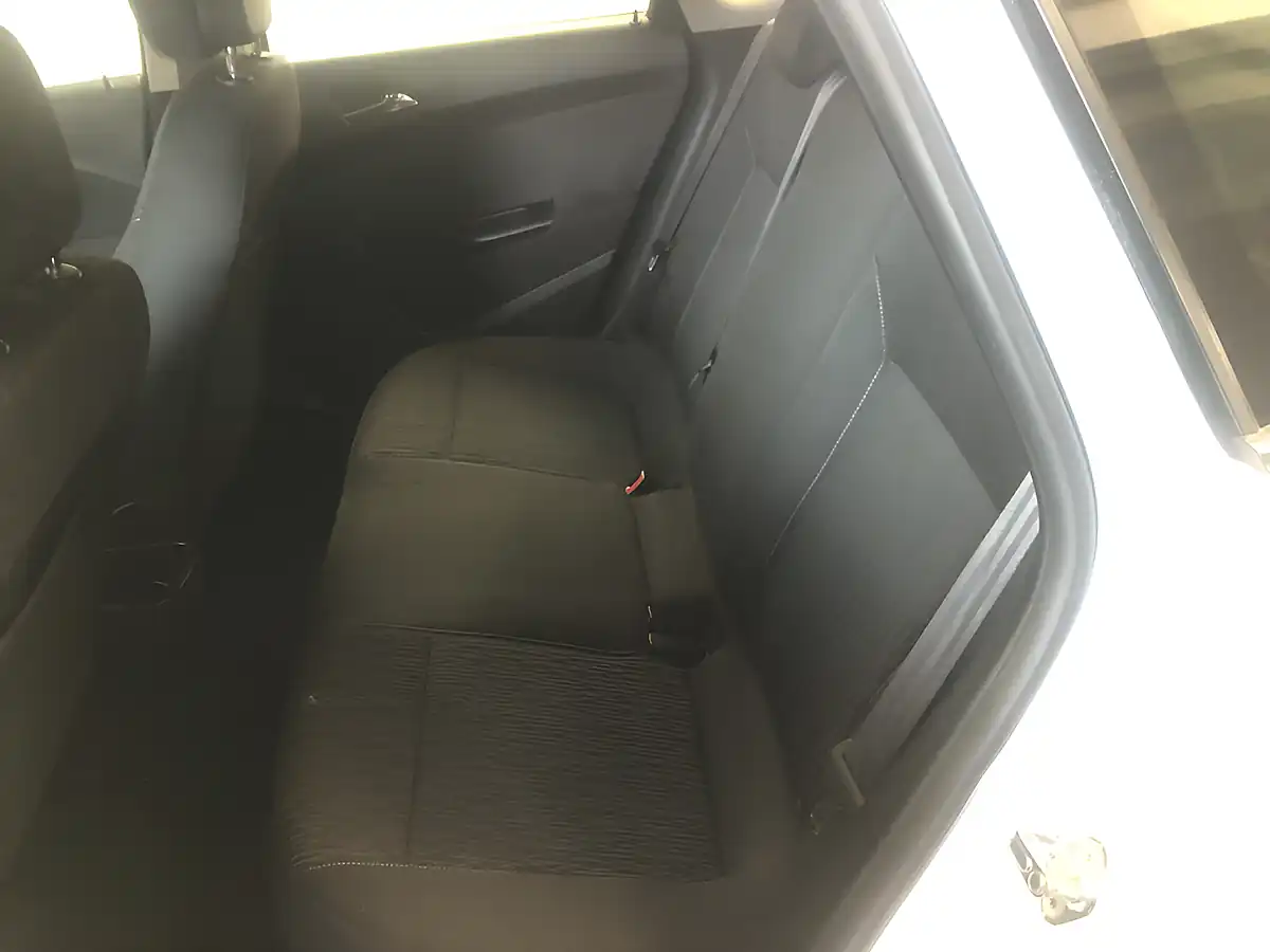 Used 2016 Vauxhall Astra Design White - Interior and Exterior details 15