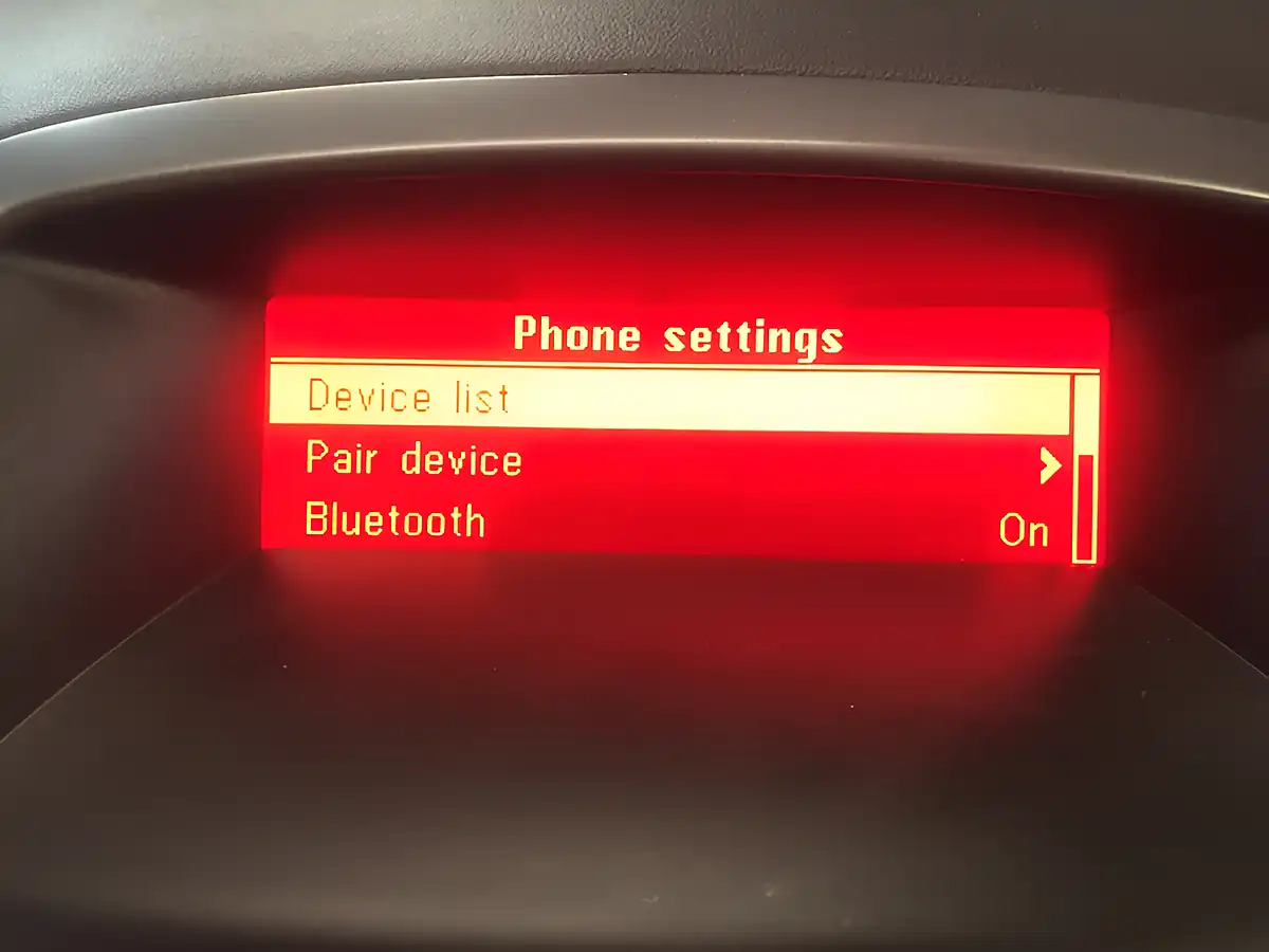 Used 2016 Vauxhall Astra Design White - Interior and Exterior details 9
