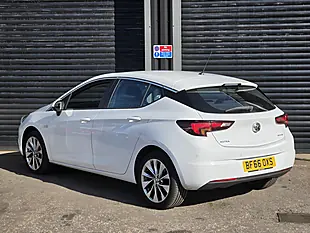 Used 2016 Vauxhall Astra Design White - Interior and Exterior details 8