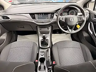 Used 2016 Vauxhall Astra Design White - Interior and Exterior details 16