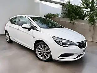 Used 2016 Vauxhall Astra Design White - Interior and Exterior details 2