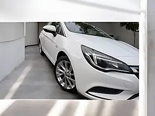Used 2016 Vauxhall Astra Design White - Interior and Exterior details 9