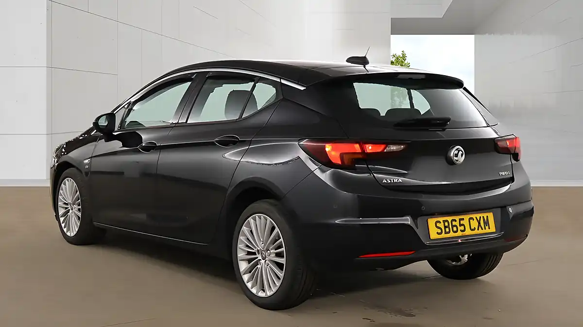 Used 2016 Vauxhall Astra Elite Black - Interior and Exterior details 3