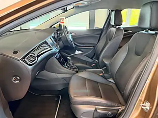 Used 2016 Vauxhall Astra Elite Bronze - Interior and Exterior details 11