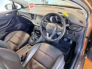 Used 2016 Vauxhall Astra Elite Bronze - Interior and Exterior details 12