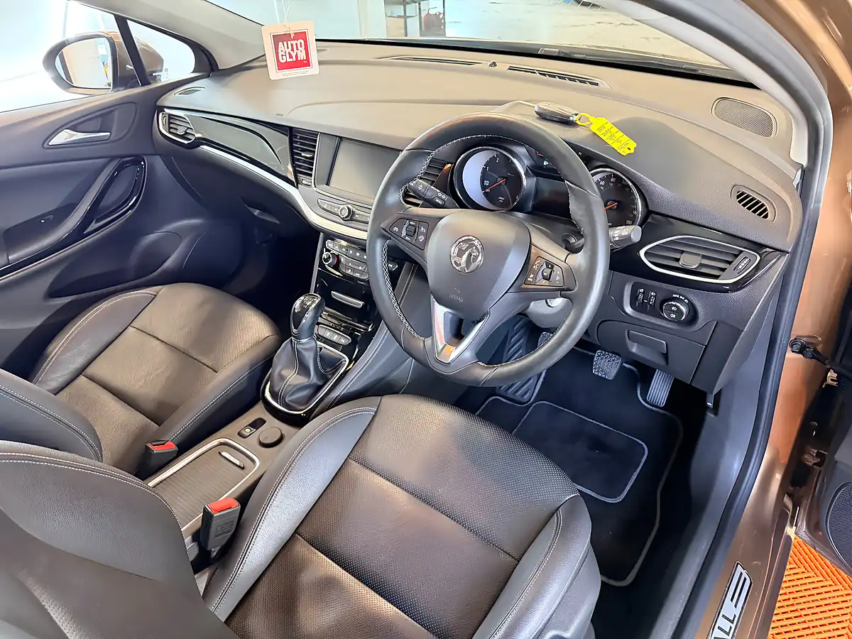 Used 2016 Vauxhall Astra Elite Bronze - Interior and Exterior details 12