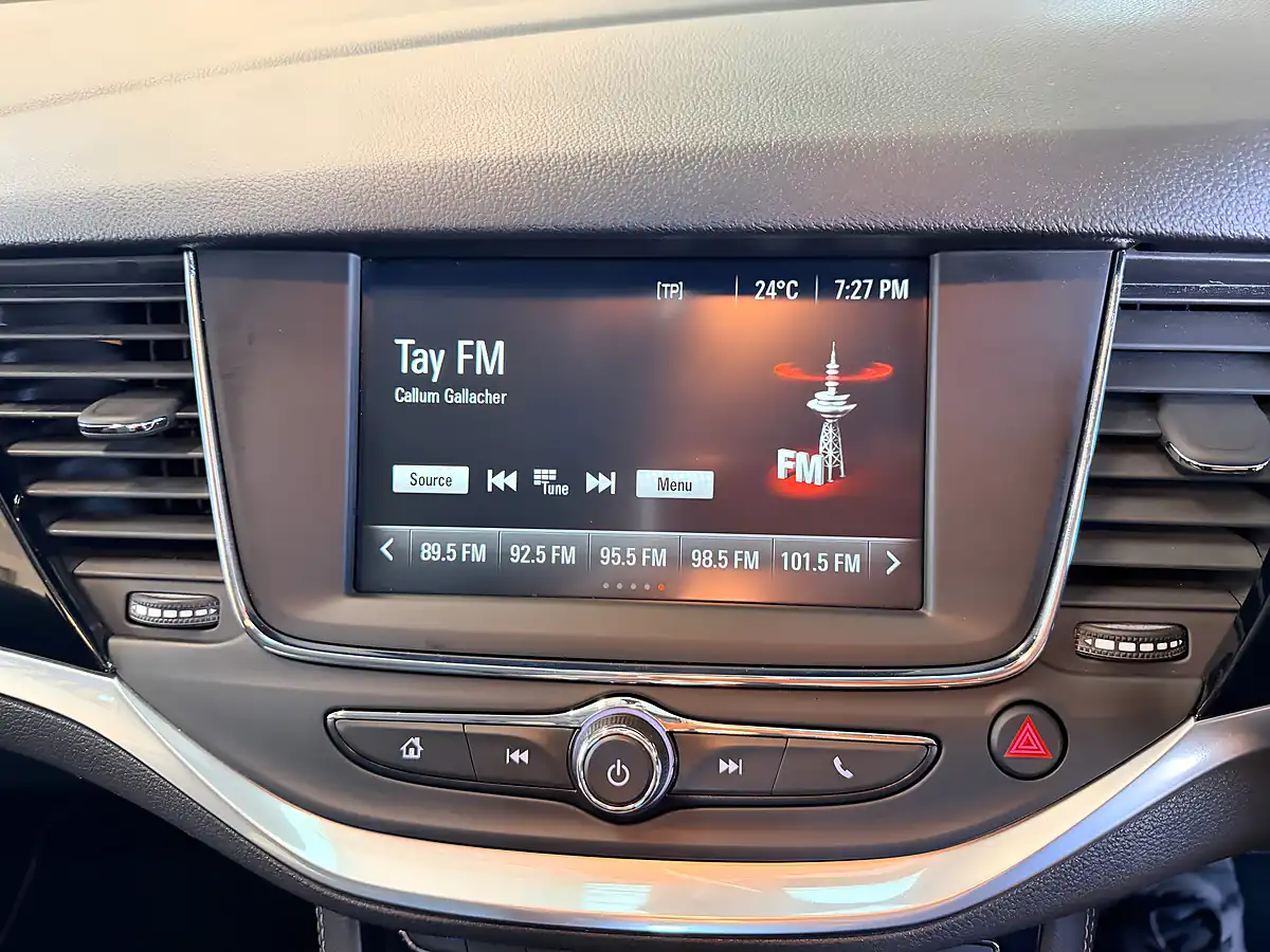 Used 2016 Vauxhall Astra Elite Bronze - Interior and Exterior details 16