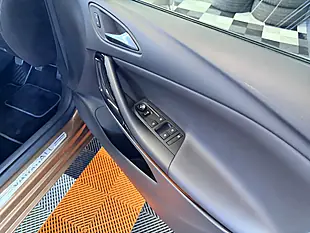 Used 2016 Vauxhall Astra Elite Bronze - Interior and Exterior details 17