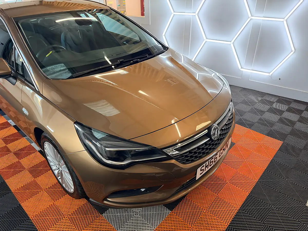 Used 2016 Vauxhall Astra Elite Bronze - Interior and Exterior details 8