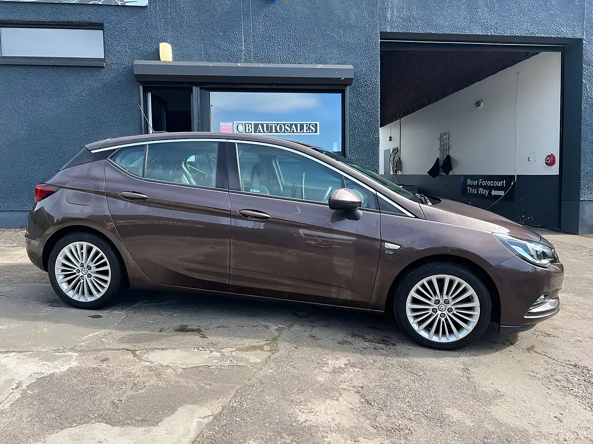 Used 2016 Vauxhall Astra Elite Brown - Interior and Exterior details 3