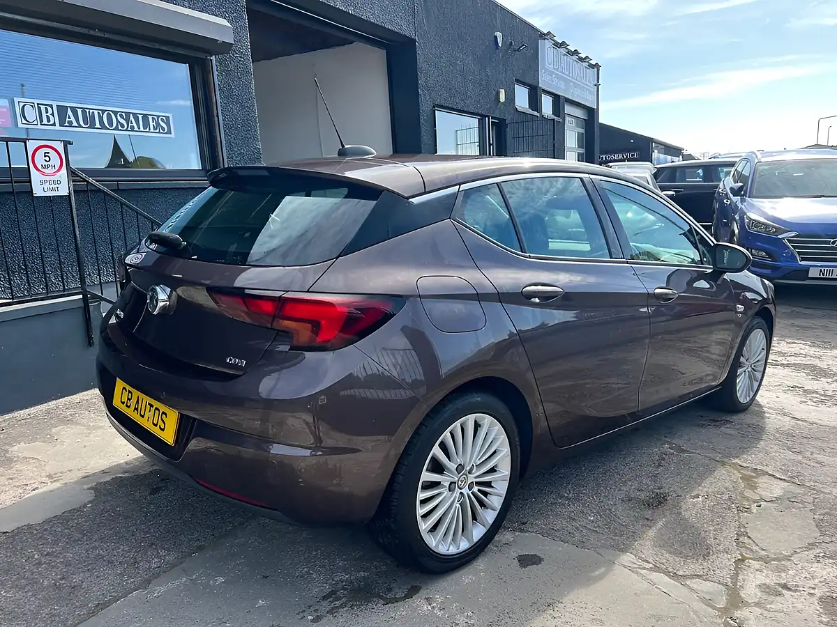 Used 2016 Vauxhall Astra Elite Brown - Interior and Exterior details 4