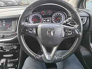 Used 2016 Vauxhall Astra Elite Green - Interior and Exterior details 12