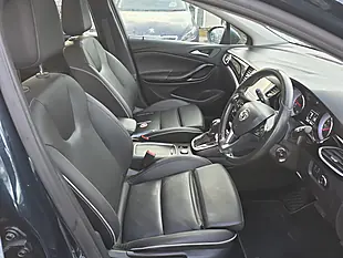 Used 2016 Vauxhall Astra Elite Green - Interior and Exterior details 9