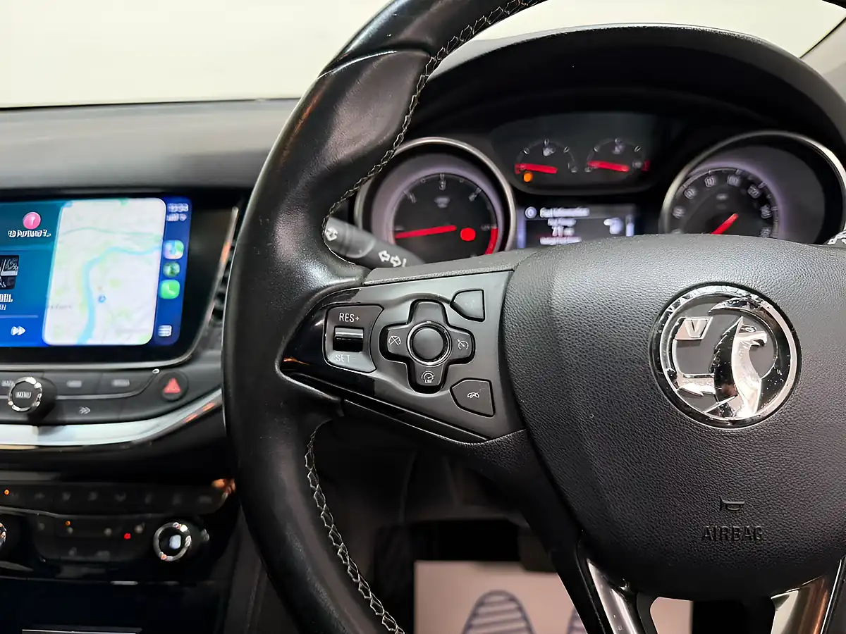 Used 2016 Vauxhall Astra Elite Nav Black - Interior and Exterior details 18